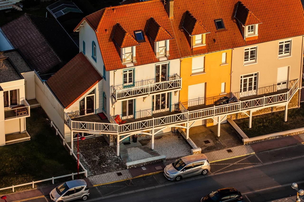 Villa Tremail - La Plage Au Pied De Votre Chambre Вимере Экстерьер фото